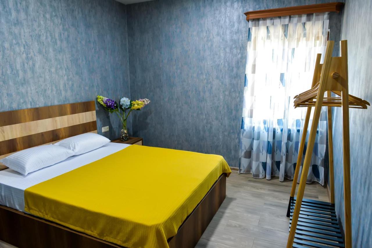 Lions Apartment Уреки Экстерьер фото