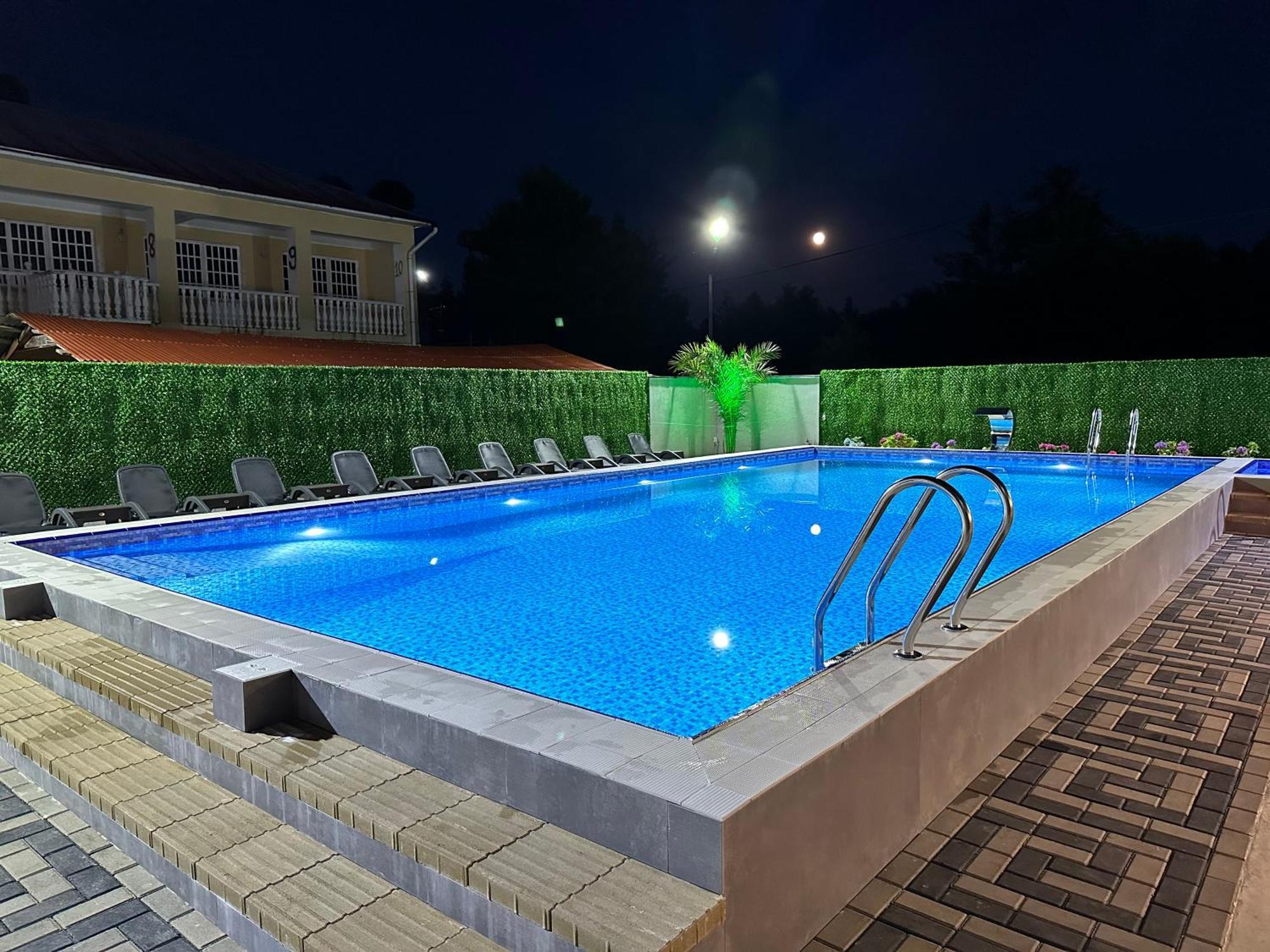 Lions Apartment Уреки Экстерьер фото