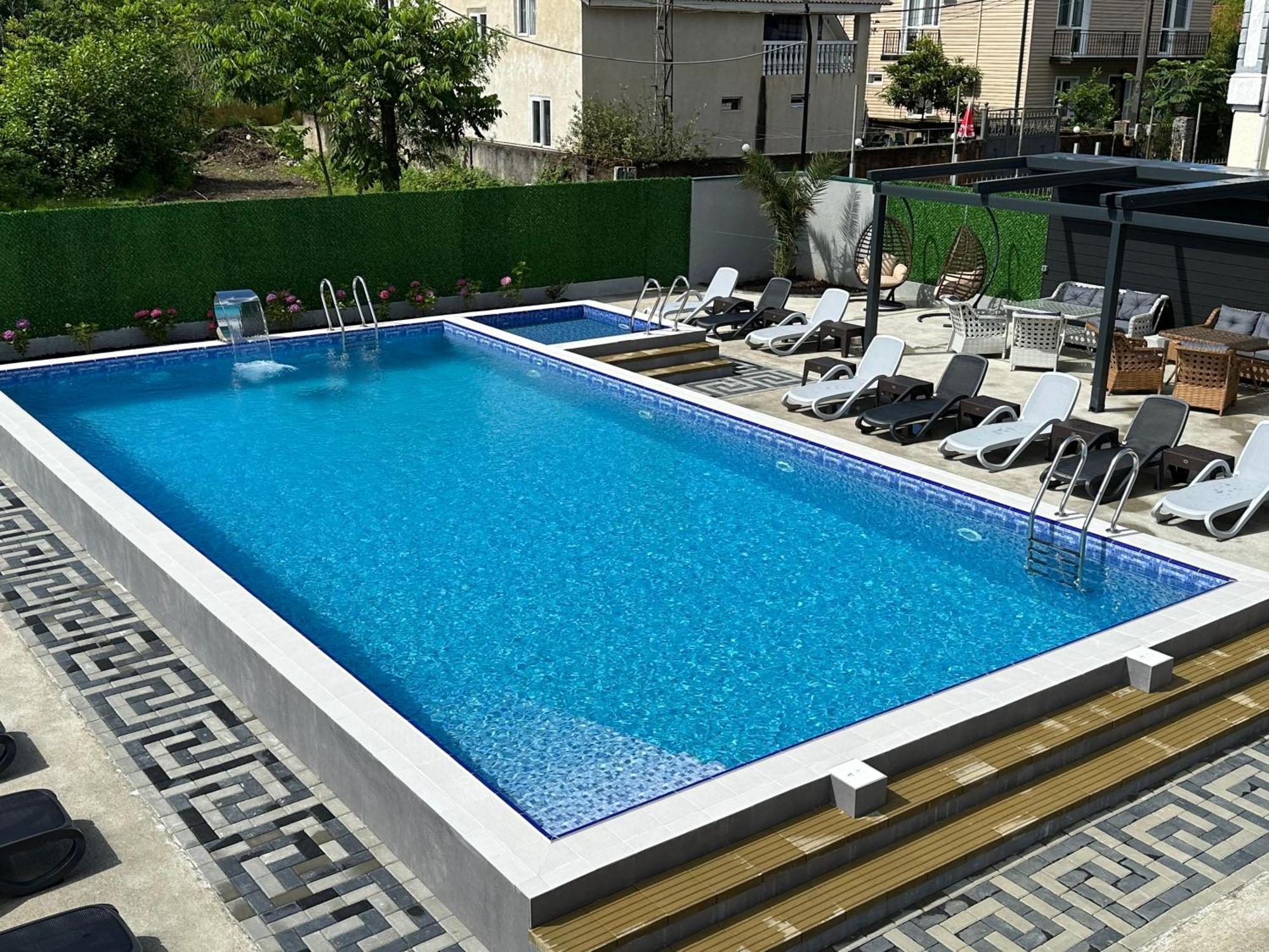 Lions Apartment Уреки Экстерьер фото